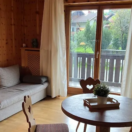 Pine-paneled By The Appartamento Schliersee